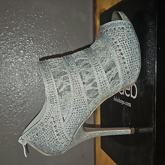 Silver Sparkle Lace Peep Toe Heels - Picture 4 of 7